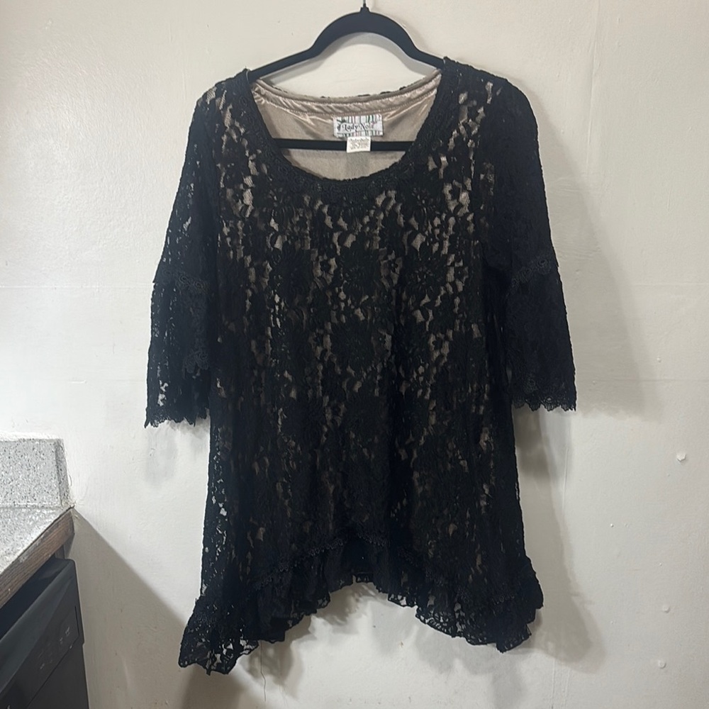 Faded Glory Black Flutter Sleeve Blouse woman’s size medium